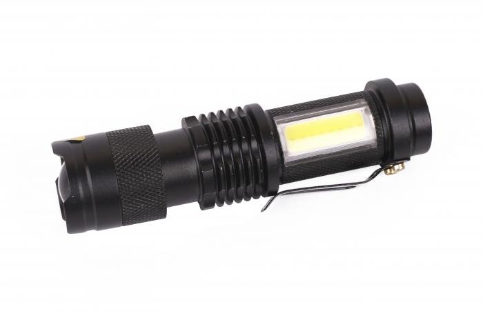 Фонарь ручной на батарейках Camelion LED51531