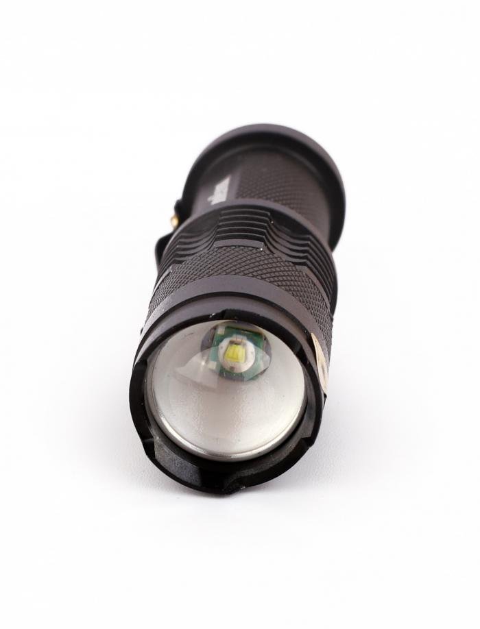 Фонарь ручной на батарейках Camelion LED51531