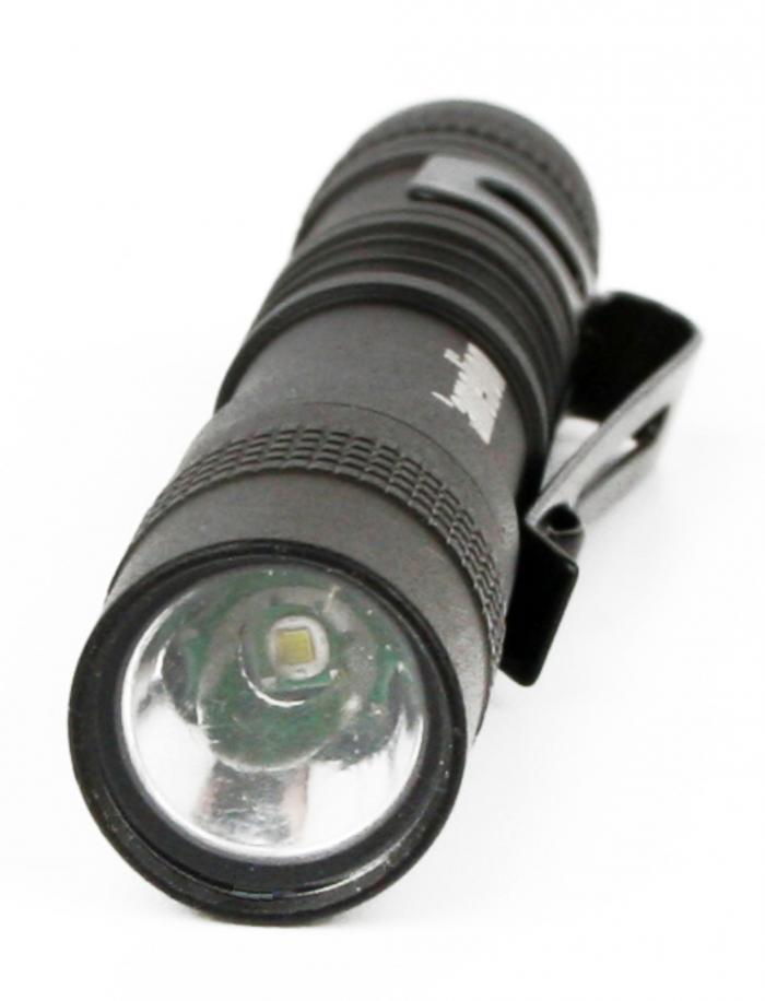 Фонарь ручной на батарейках Camelion LED51516